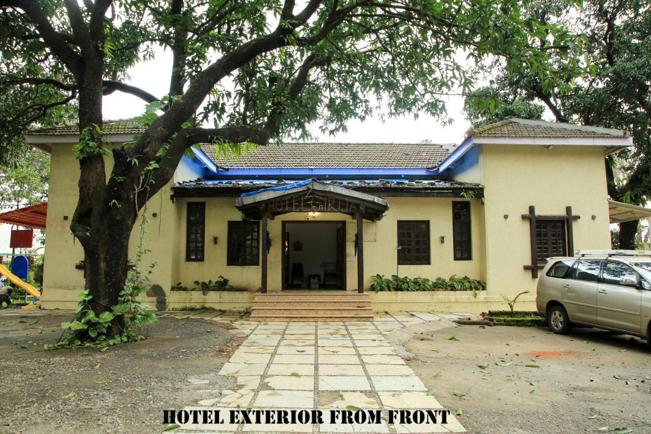 Hotel Girija Khandala  Экстерьер фото